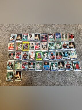 Vintage VTG Lot Of 32 Philadelphia Phillies Baseball Cards SET LOT
